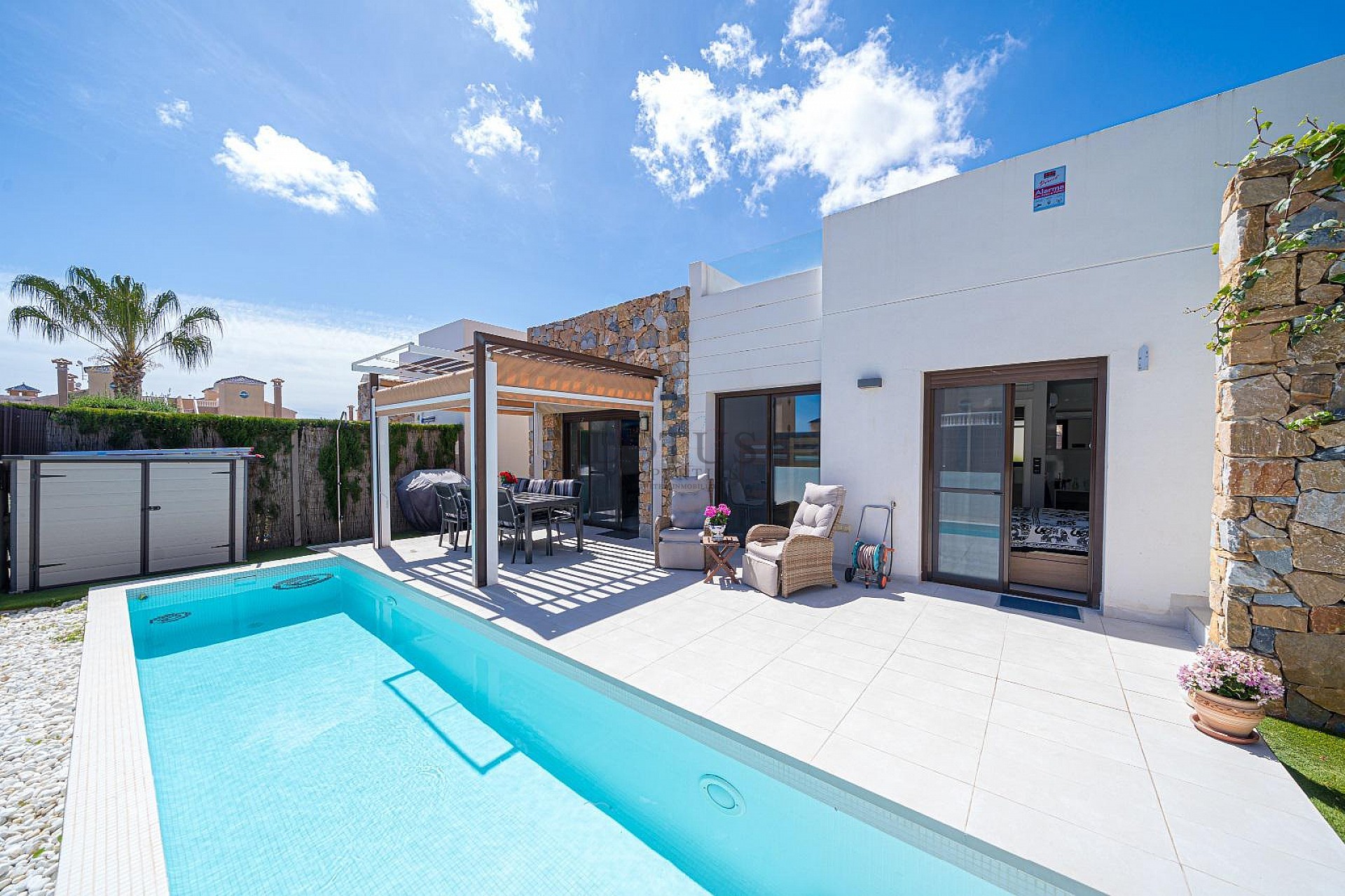 MODERN VILLA WITH 3 BEDROOMS AND 2 BATHROOMS - PRIVATE HEATED SALTWATER POOL - Lotus Properties
