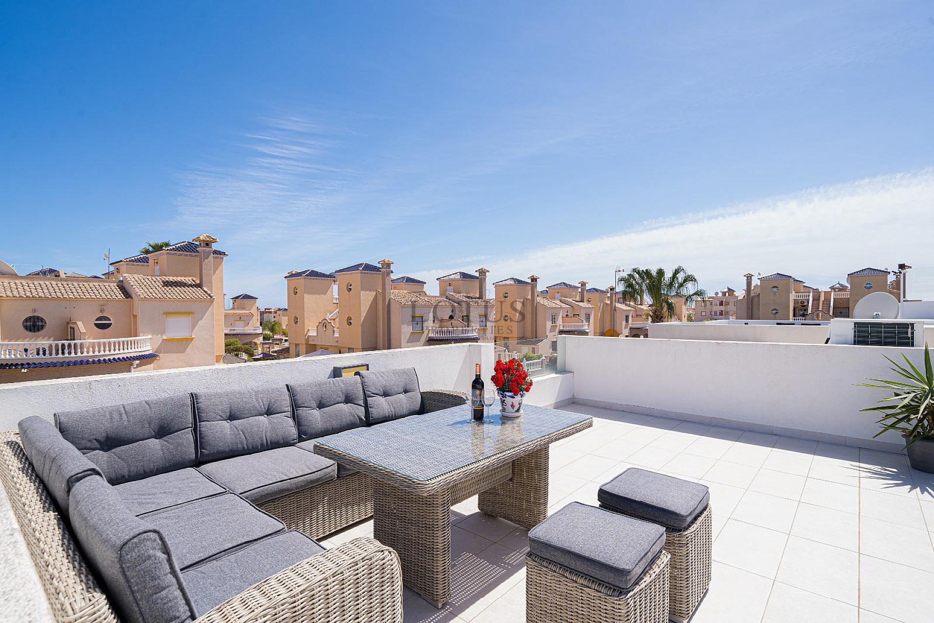 MODERN VILLA WITH 3 BEDROOMS AND 2 BATHROOMS - PRIVATE HEATED SALTWATER POOL - Lotus Properties