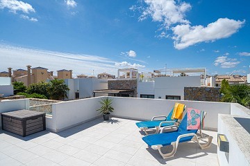 MODERNE VILLA MET 3 SLAAPKAMERS EN 2 BADKAMERS - PRIVÉ VERWARMD ZOUTWATERZWEMBAD - Lotus Properties