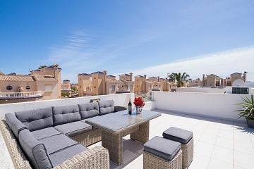 MODERNE VILLA MET 3 SLAAPKAMERS EN 2 BADKAMERS - PRIVÉ VERWARMD ZOUTWATERZWEMBAD - Lotus Properties