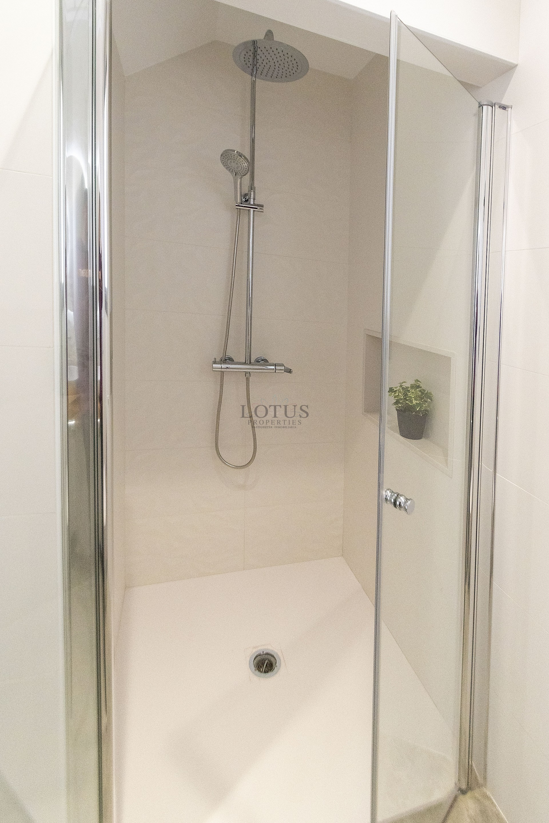 New construction of 6 magnificent villas in the fantastic Pilar de la Horadada - Lotus Properties