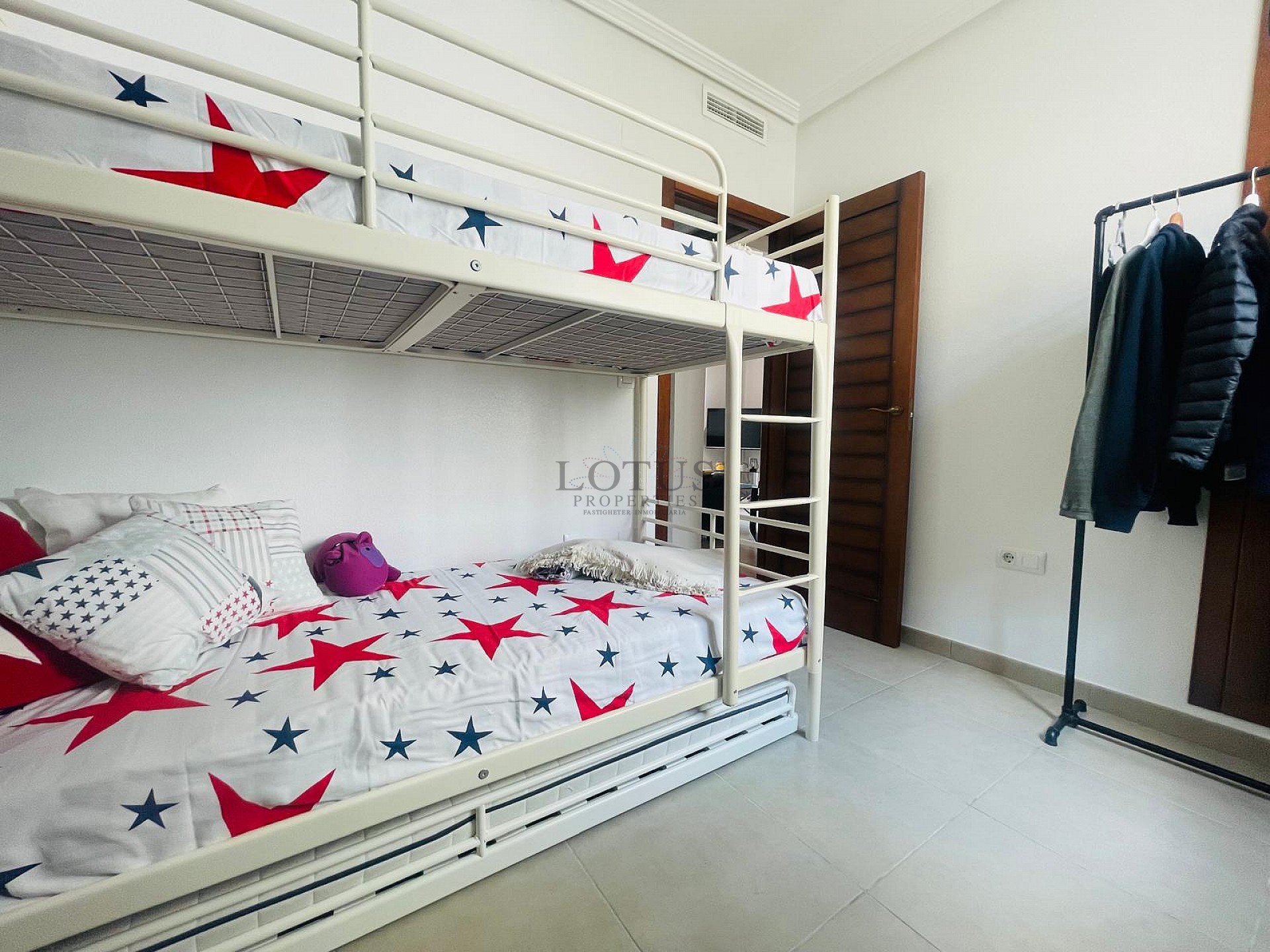 Super bonito ático con azotea en ubicación suroeste en Altos de la Bahía XI - Lotus Properties