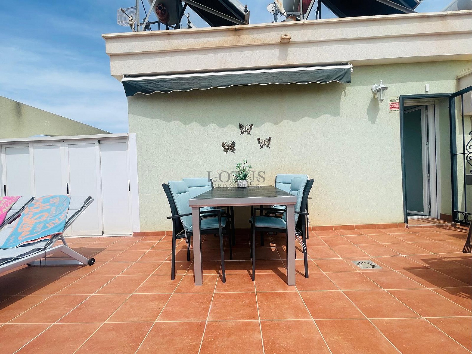 Super bonito ático con azotea en ubicación suroeste en Altos de la Bahía XI - Lotus Properties