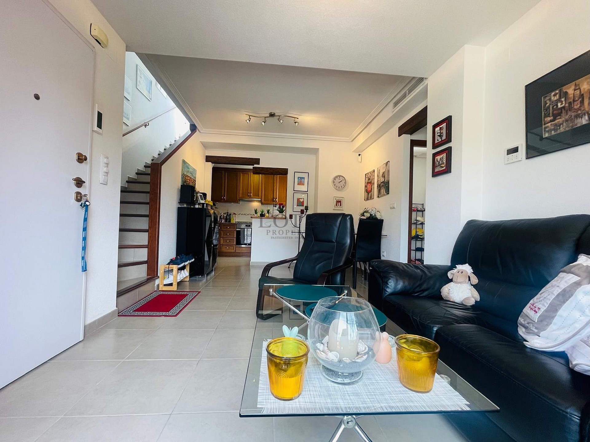 Super bonito ático con azotea en ubicación suroeste en Altos de la Bahía XI - Lotus Properties