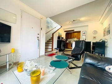 Supermooi penthouse met dakterras op zuidwestelijke locatie in Altos de la Bahia XI - Lotus Properties