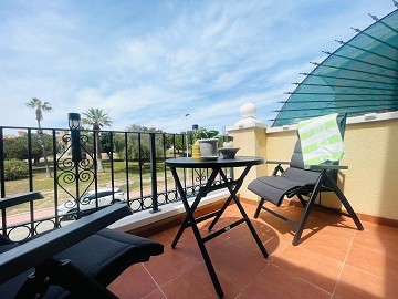 Supermooi penthouse met dakterras op zuidwestelijke locatie in Altos de la Bahia XI - Lotus Properties