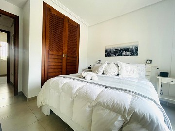 Supermooi penthouse met dakterras op zuidwestelijke locatie in Altos de la Bahia XI - Lotus Properties