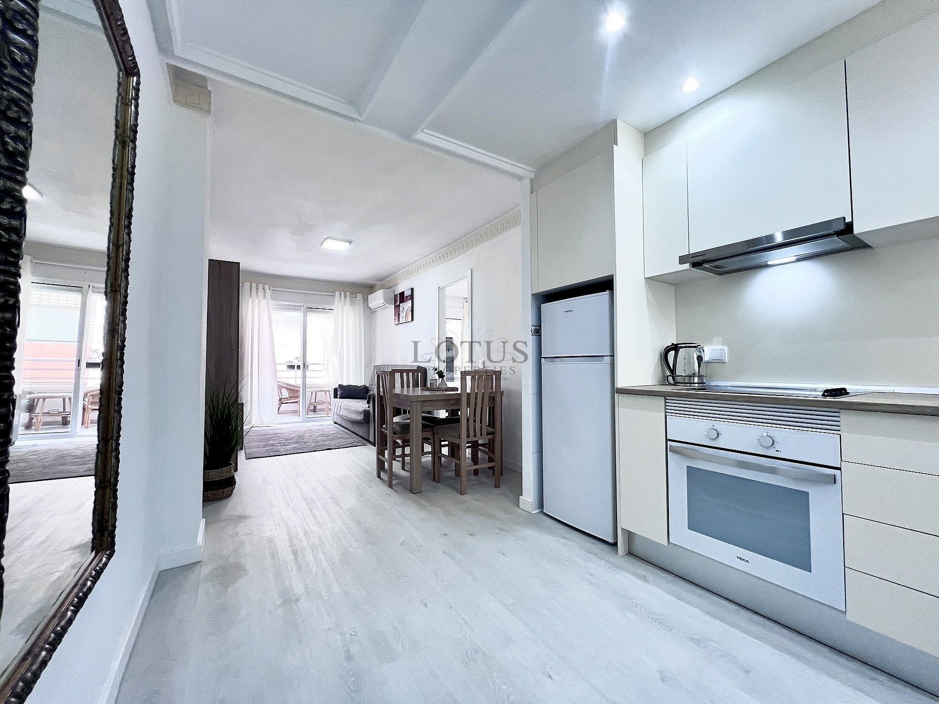 Short term rental 60 meters to Los Locos Beach - Lotus Properties