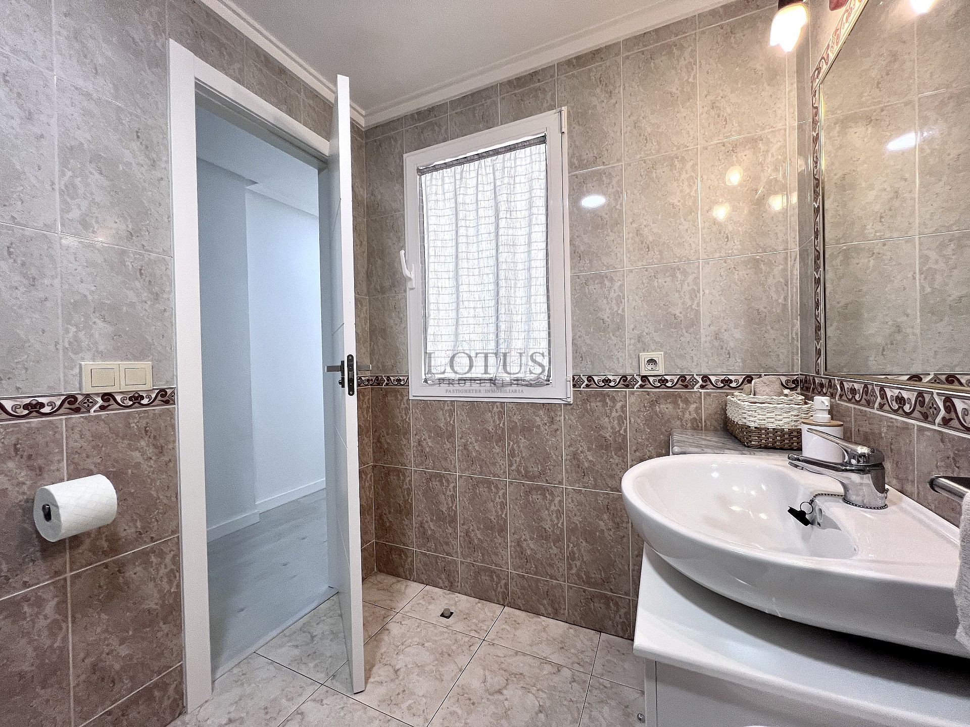 Short term rental 60 meters to Los Locos Beach - Lotus Properties