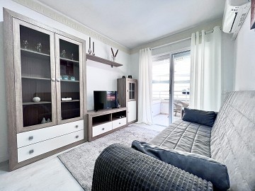 Korte termijn verhuur op 60 meter van Playa Los Locos - Lotus Properties