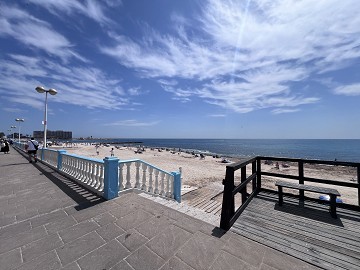 Korte termijn verhuur op 60 meter van Playa Los Locos - Lotus Properties