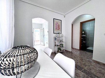 Prachtige hoekwoning op de begane grond in Los Altos - Lotus Properties