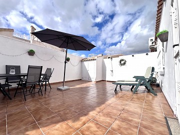 Prachtige hoekwoning op de begane grond in Los Altos - Lotus Properties