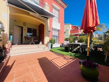 Fantastisch mooi hoekappartement op de begane grond in Altos de la Bahia XI, vlak bij het zwembad! - Lotus Properties