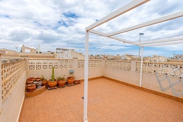 Ático en Bravomar 6 con solárium privado con vistas al mar - Lotus Properties