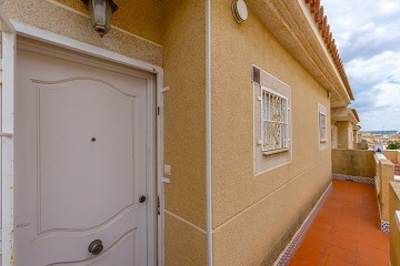 Ático en Bravomar 6 con solárium privado con vistas al mar - Lotus Properties