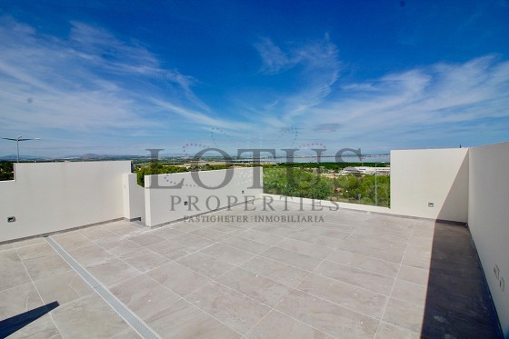 Mark & Dakdekkers met 3 Slaapkamers - Los Balcones  - Lotus Properties