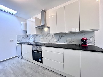 Onlangs gerenoveerd gelijkvloers herenhuis in Torreta - Lotus Properties