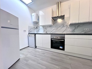Onlangs gerenoveerd gelijkvloers herenhuis in Torreta - Lotus Properties
