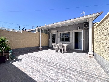 Onlangs gerenoveerd gelijkvloers herenhuis in Torreta - Lotus Properties