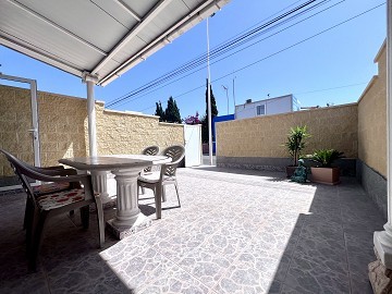 Onlangs gerenoveerd gelijkvloers herenhuis in Torreta - Lotus Properties