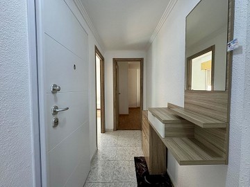 APPARTEMENT MET 3 SLAAPKAMERS EN ZIJKANT UITZICHT OP ZEE OP SLECHTS 450 M VAN PLAYA DEL CURA. - Lotus Properties
