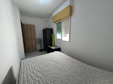 APPARTEMENT MET 3 SLAAPKAMERS EN ZIJKANT UITZICHT OP ZEE OP SLECHTS 450 M VAN PLAYA DEL CURA. - Lotus Properties