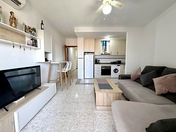APPARTEMENT MET 3 SLAAPKAMERS EN ZIJKANT UITZICHT OP ZEE OP SLECHTS 450 M VAN PLAYA DEL CURA. - Lotus Properties