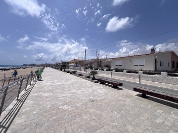 Gerenoveerd huis, eerste lijn strand La Mata - Lotus Properties