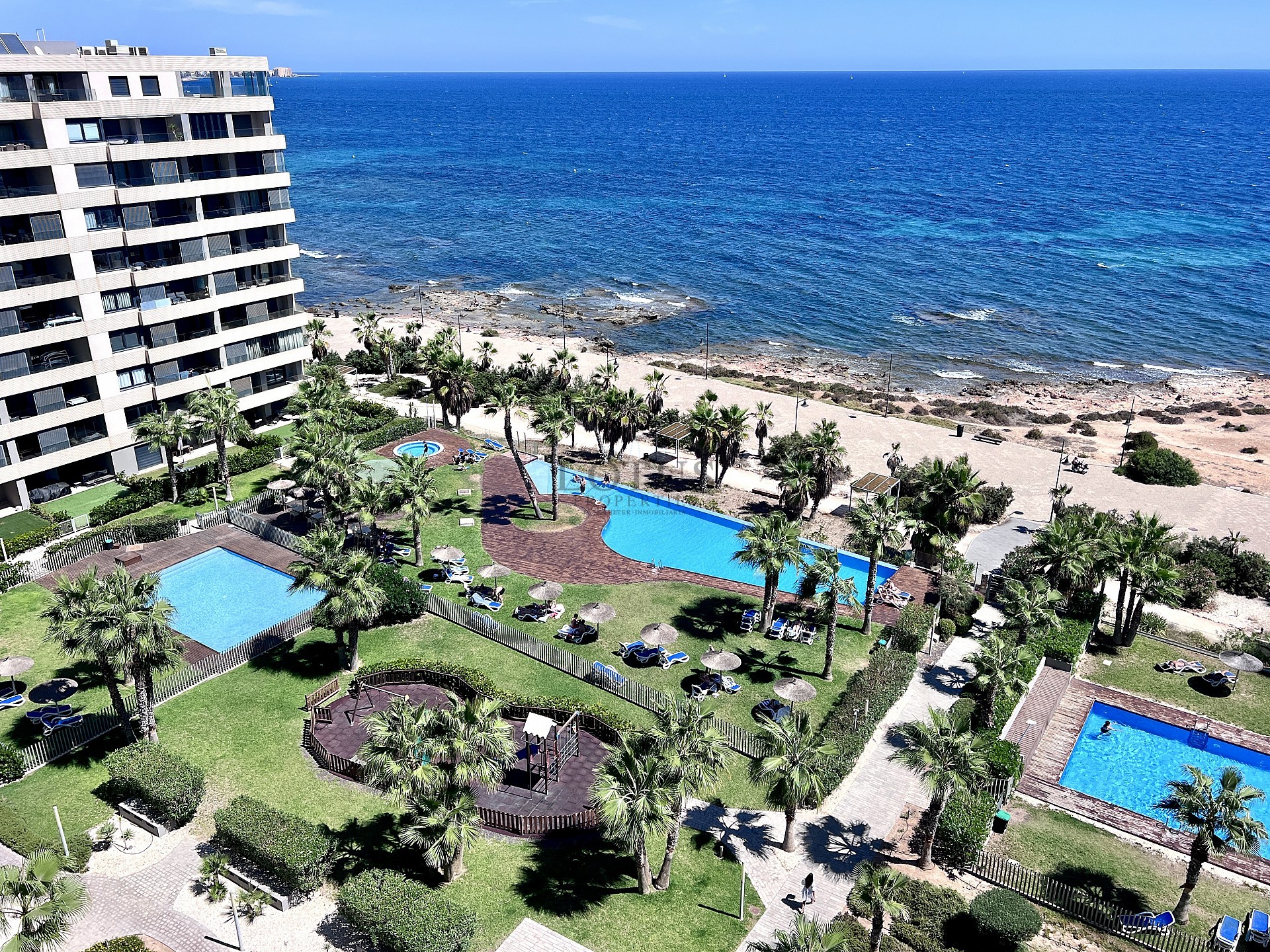 SPECTACULAR PENTHOUSE IN PUNTA PRIMA - Lotus Properties