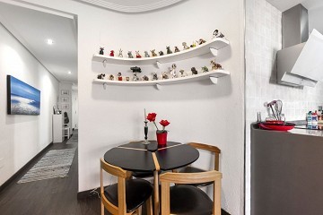 Renovated Apartment with Large Terrace and Close to the Center - Lotus Properties