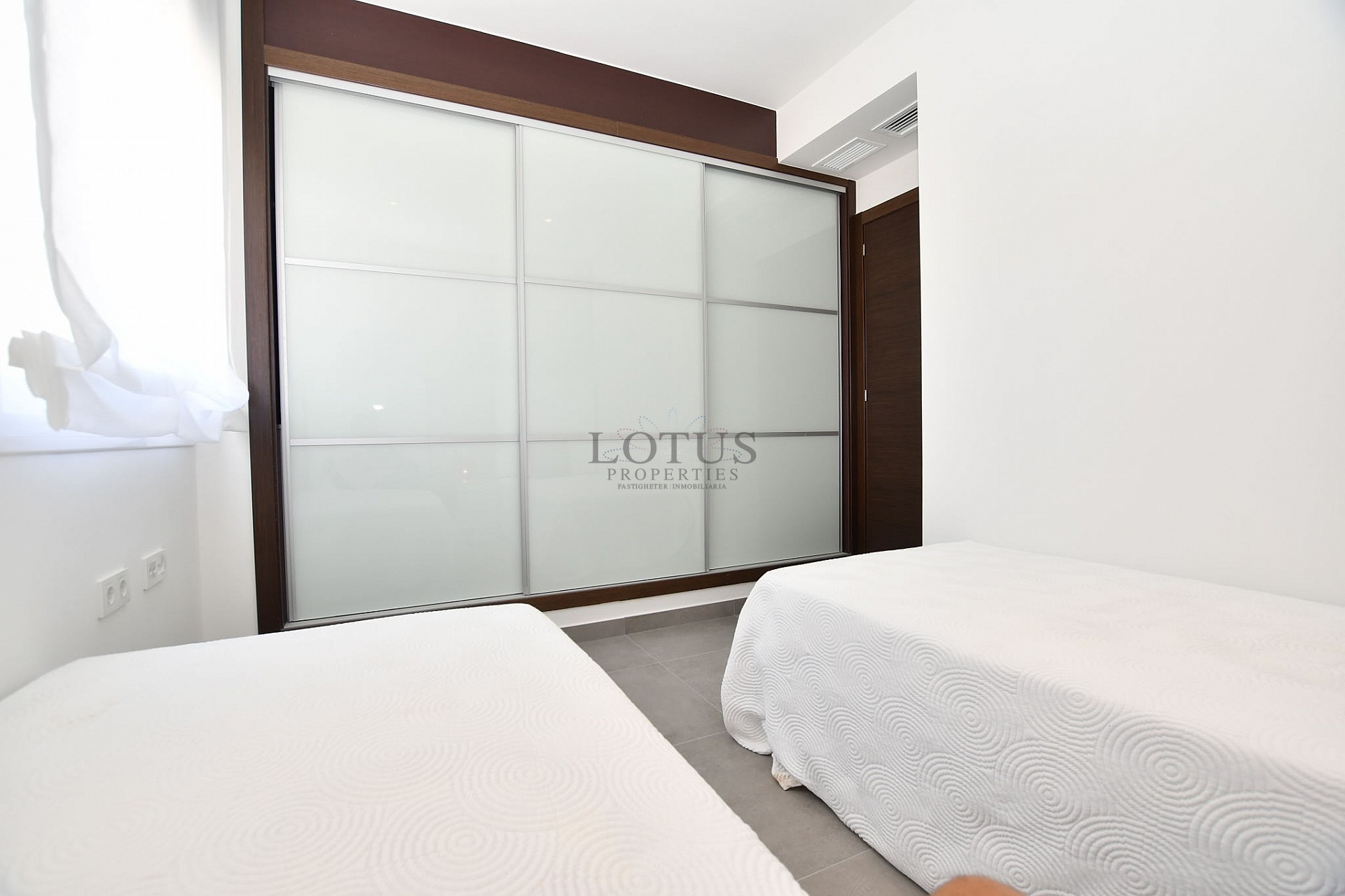 Penthouse in a beautiful residential area of ​​Sol Natura - Lotus Properties