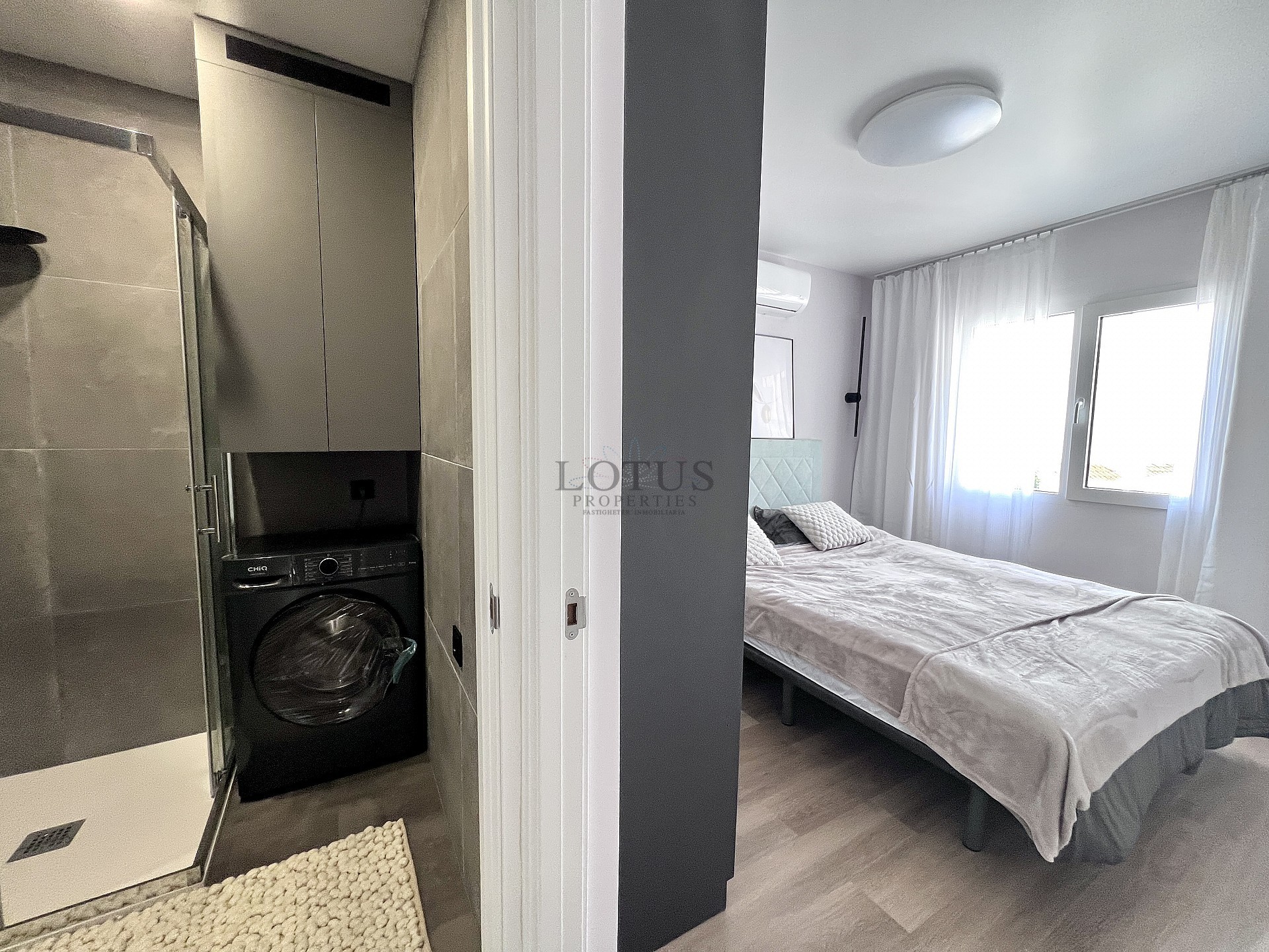 Total nyrenoverat hus i Calas Blancas, Torrevieja - Lotus Properties