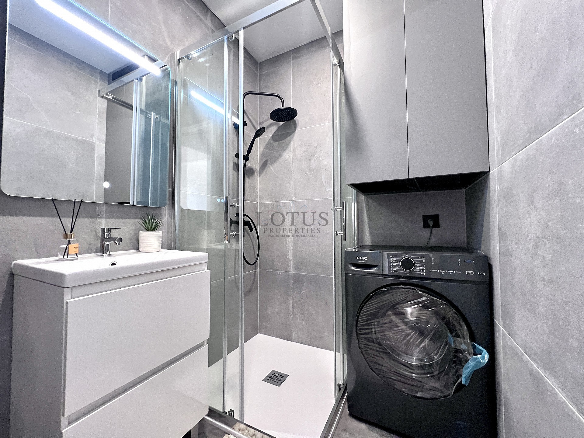 Total nyrenoverat hus i Calas Blancas, Torrevieja - Lotus Properties