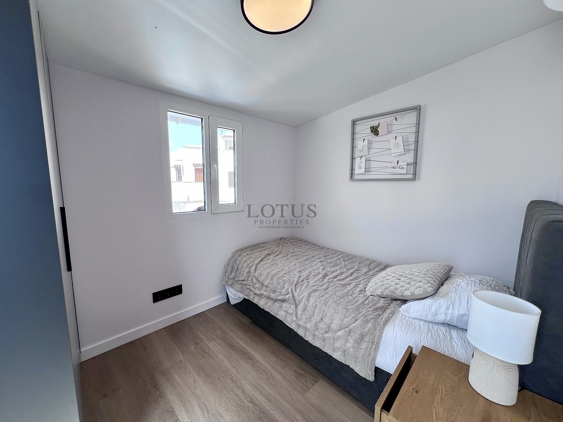 Total nyrenoverat hus i Calas Blancas, Torrevieja - Lotus Properties