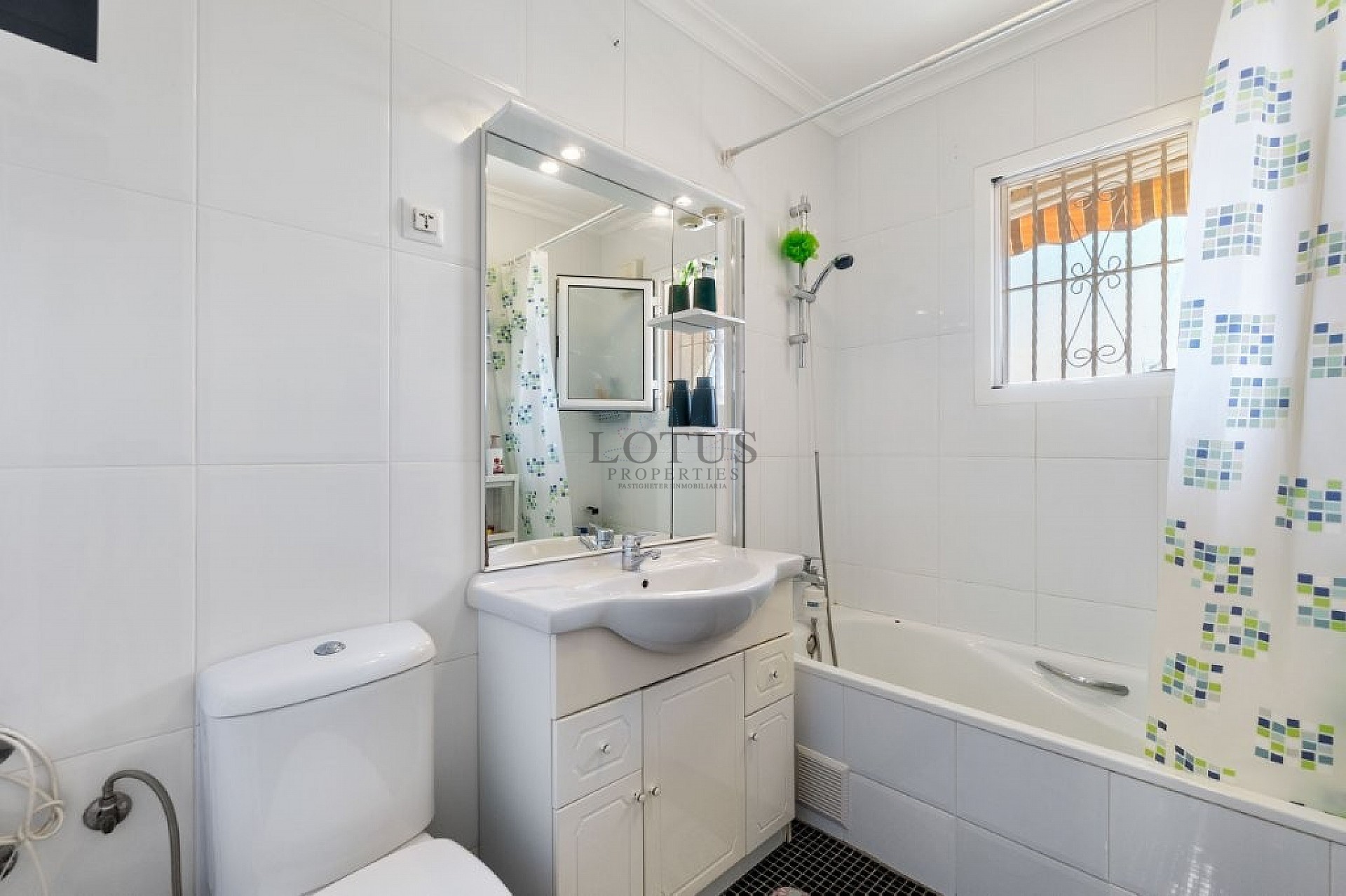 Super nice townhouse with 3 bedrooms and several terraces - Lotus Properties