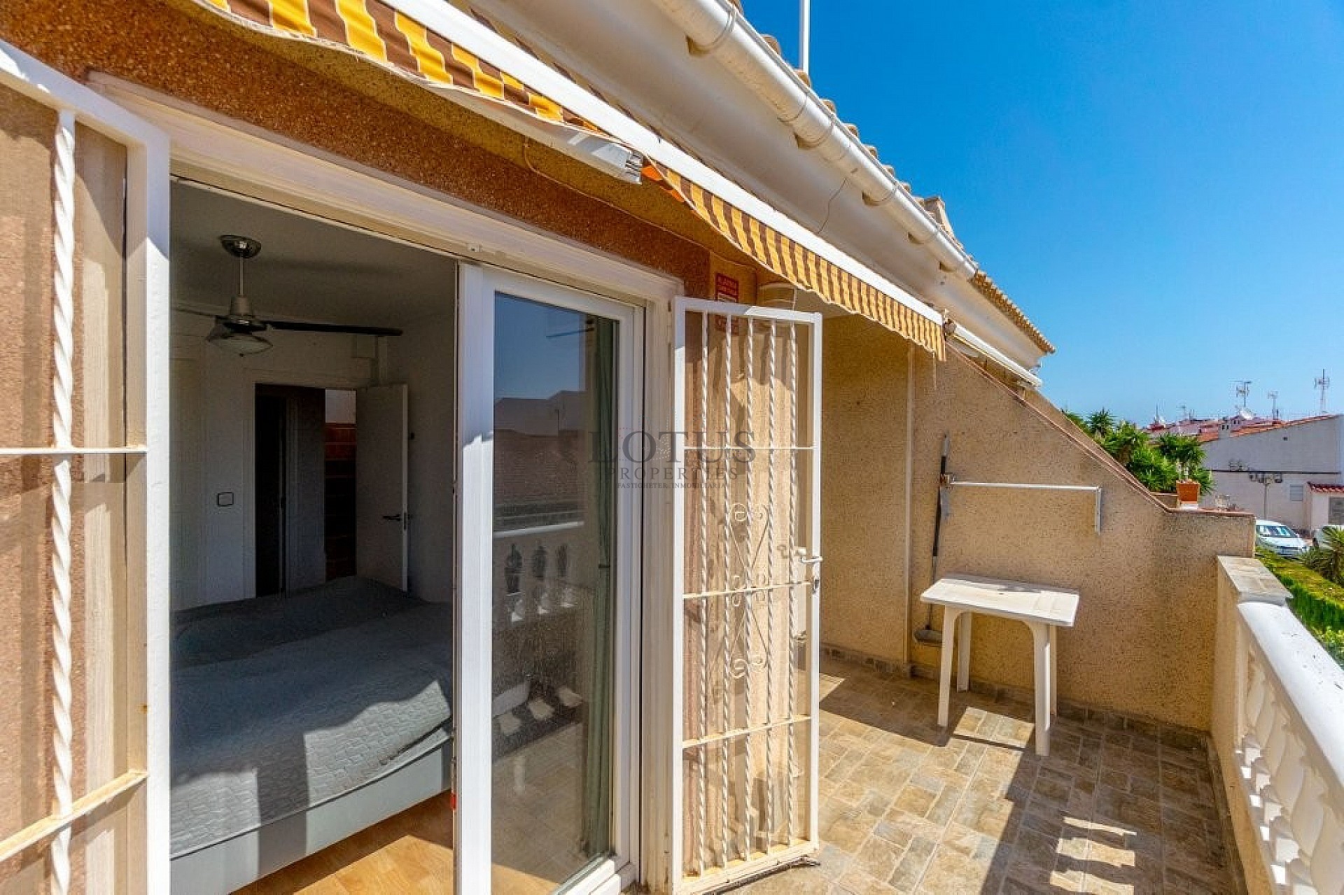 Super nice townhouse with 3 bedrooms and several terraces - Lotus Properties