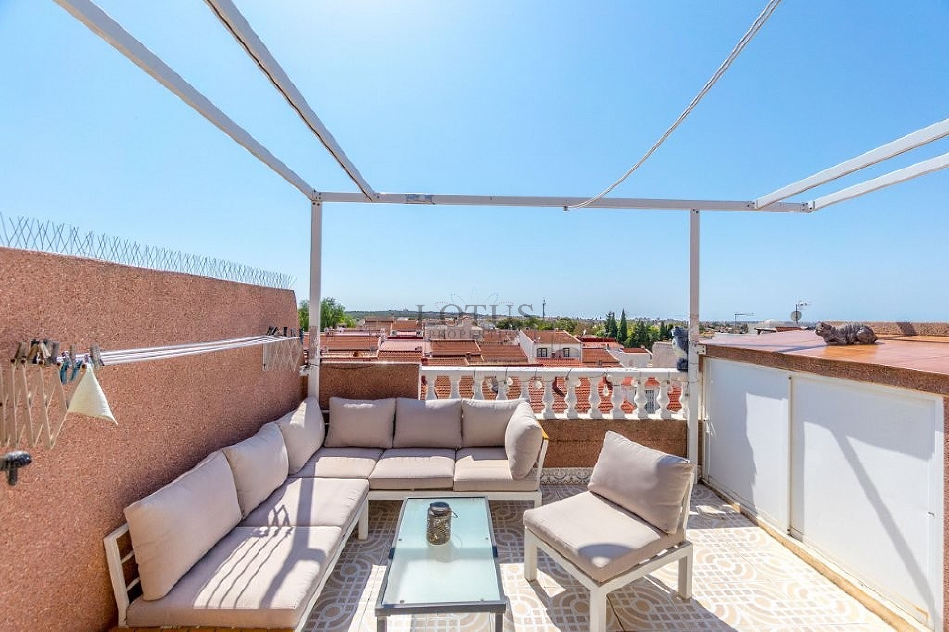 Super nice townhouse with 3 bedrooms and several terraces - Lotus Properties