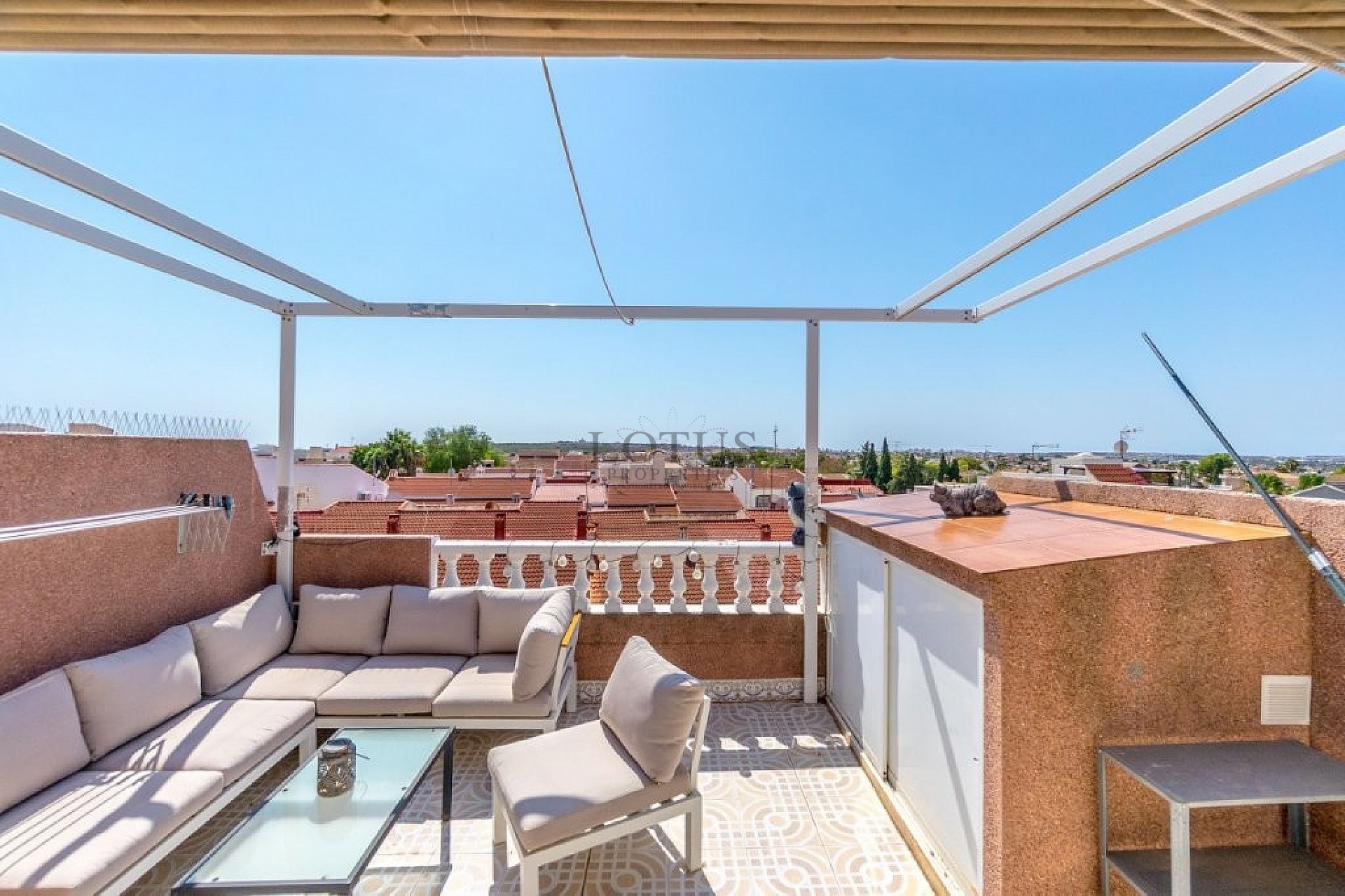 Super nice townhouse with 3 bedrooms and several terraces - Lotus Properties