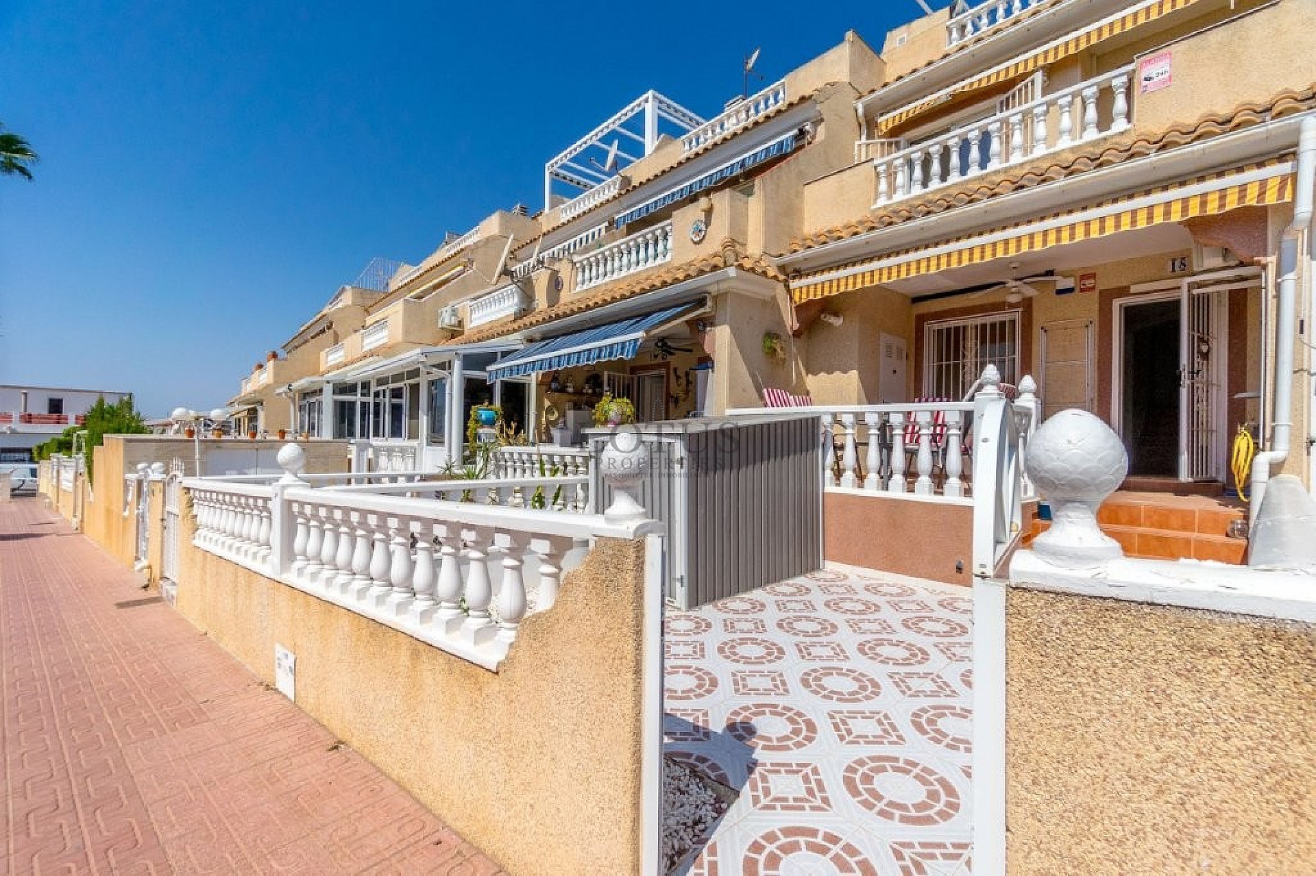 Super nice townhouse with 3 bedrooms and several terraces - Lotus Properties