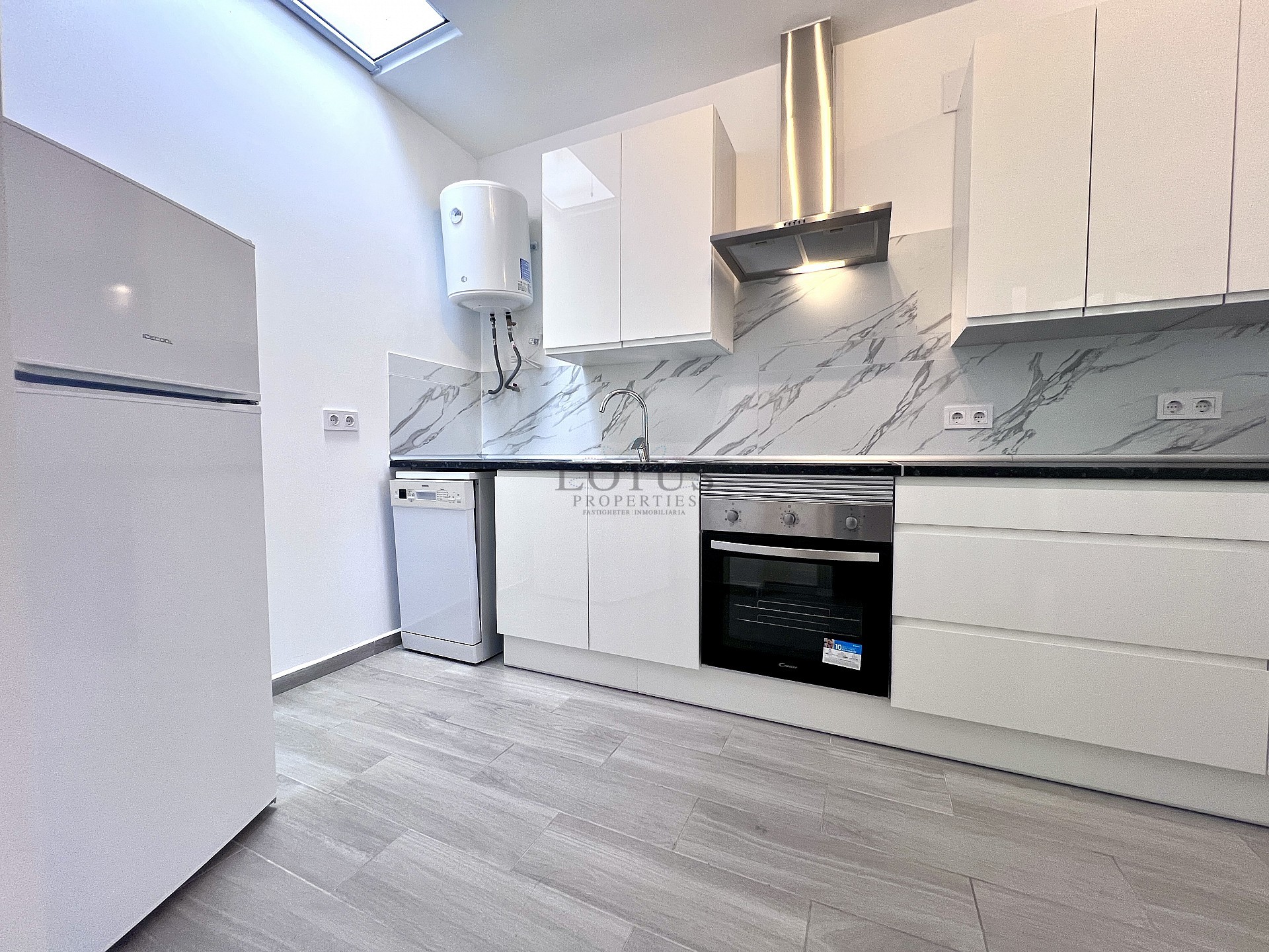 Newly renovated one-story townhouse in Torreta - Lotus Properties