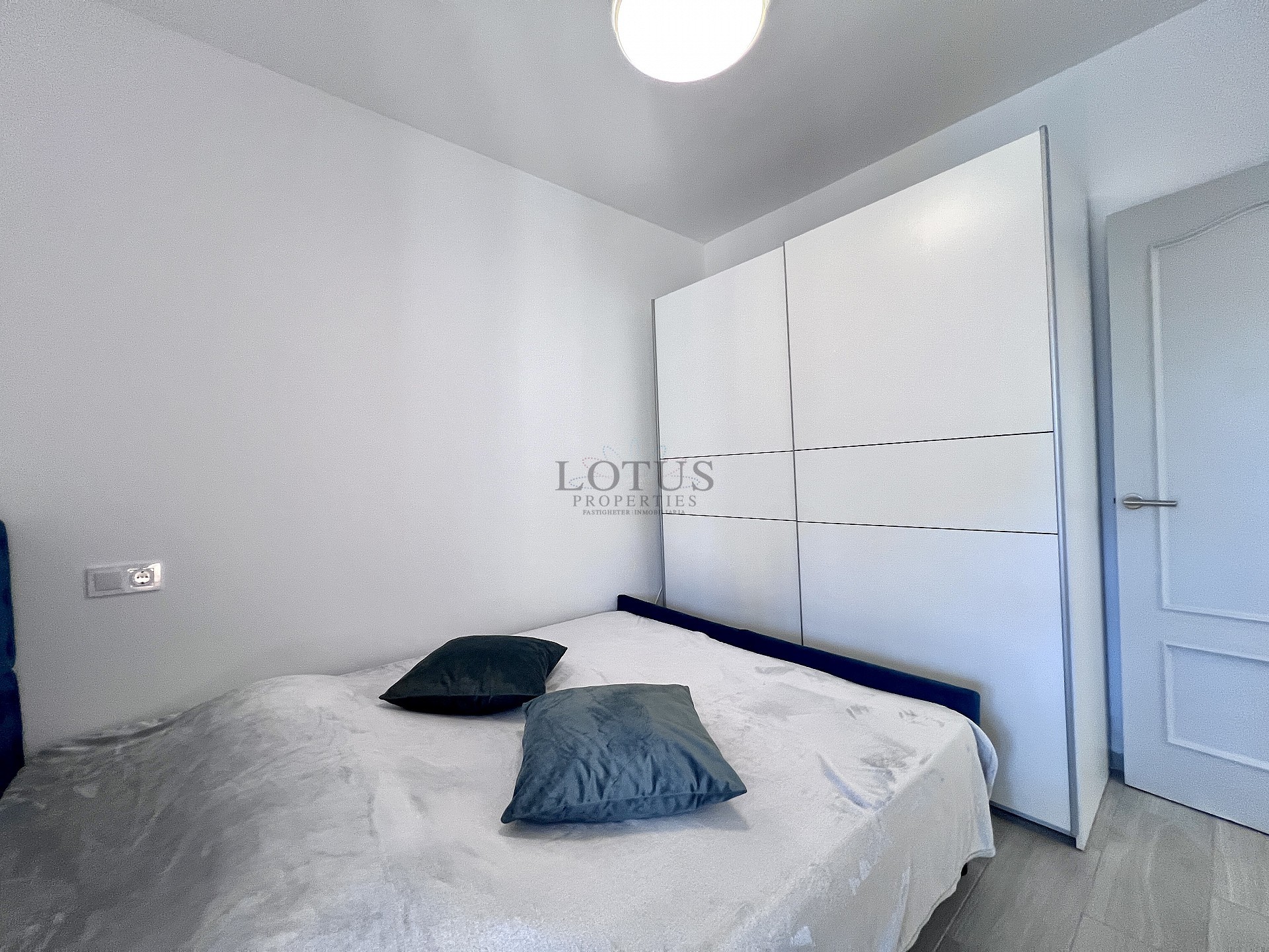 Newly renovated one-story townhouse in Torreta - Lotus Properties