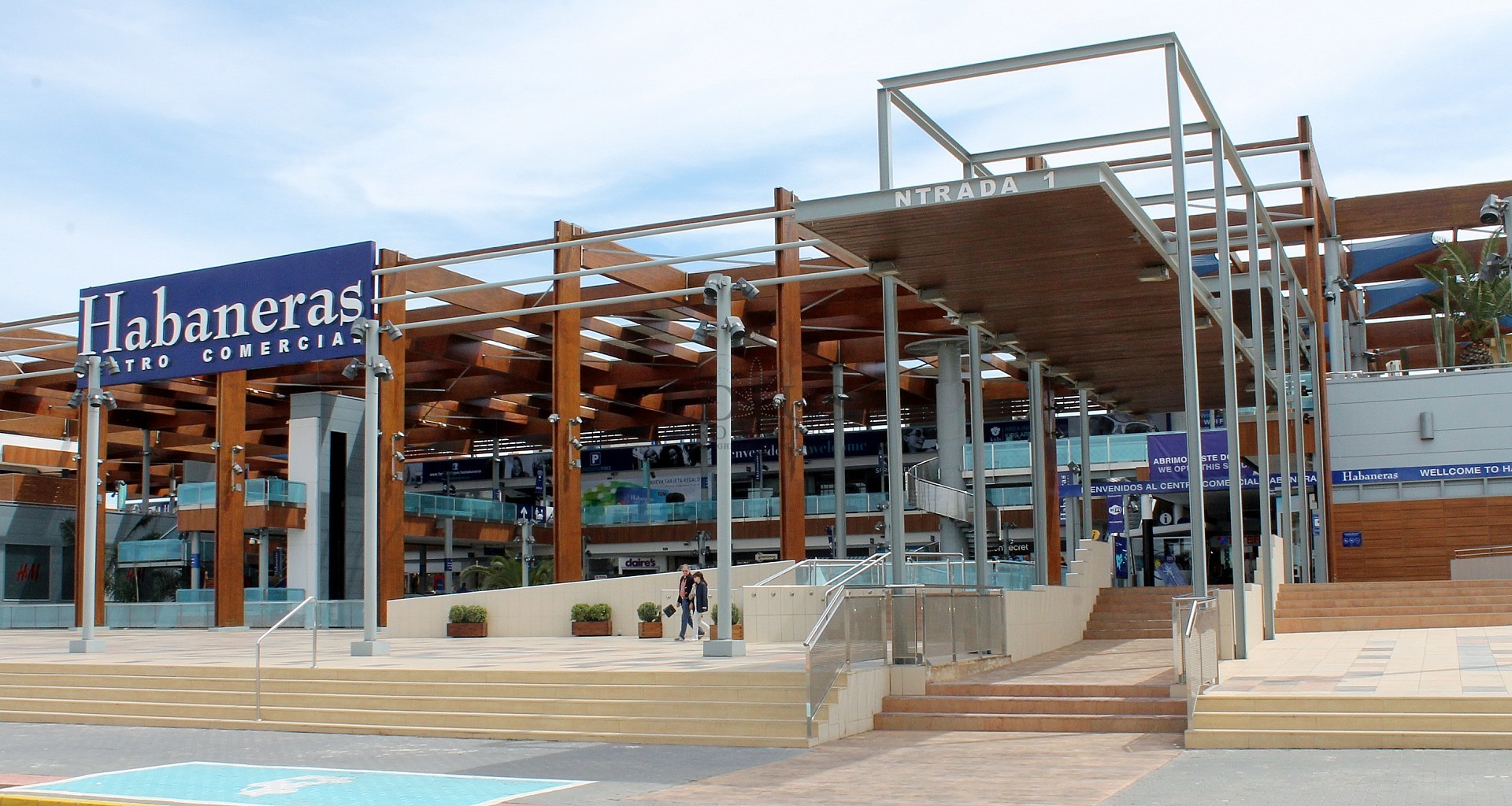 Newly renovated one-story townhouse in Torreta - Lotus Properties