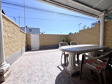 Nyrenoverad enplans radhus i Torreta - Lotus Properties