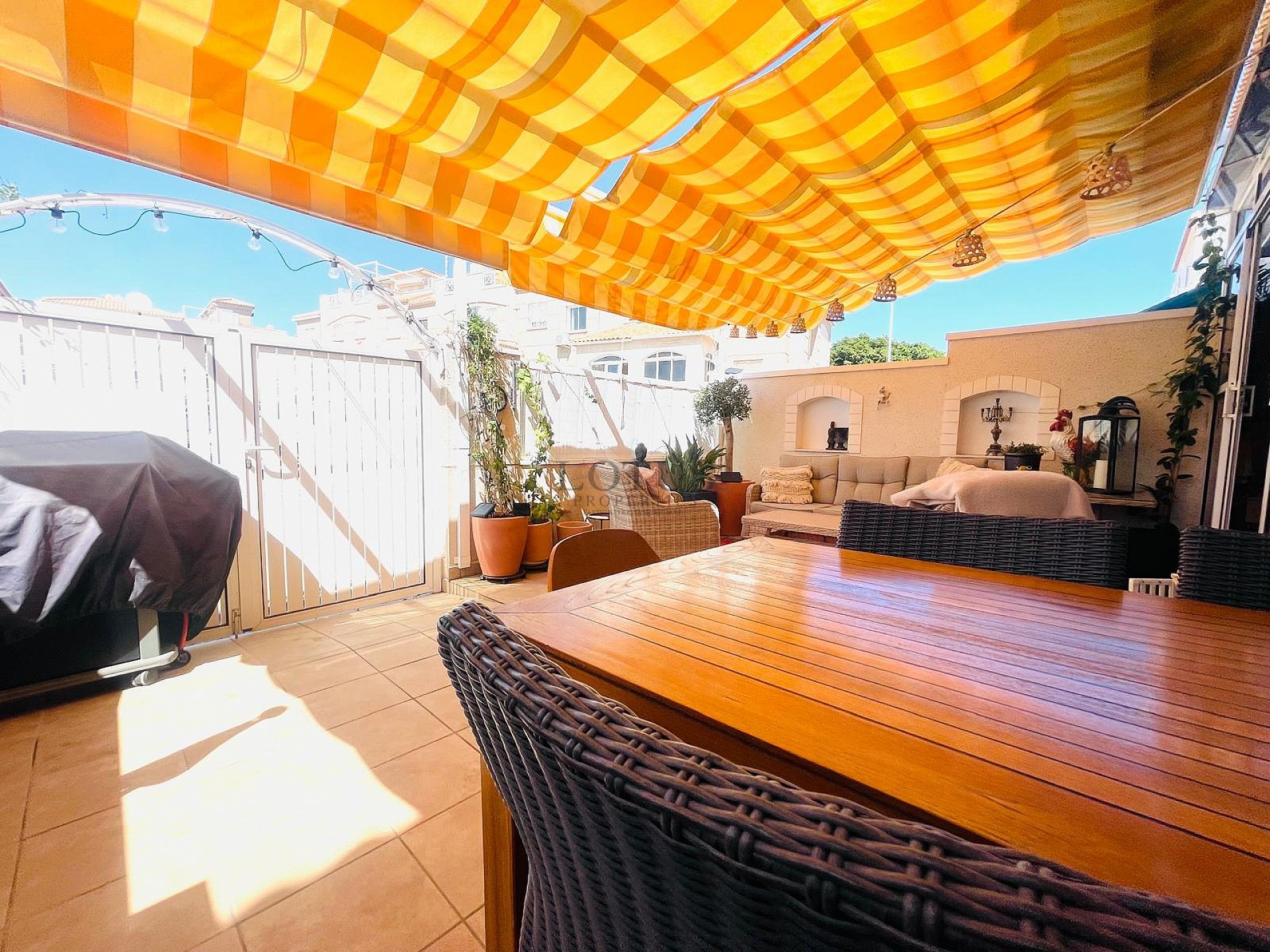 Super nice ground floor in the southwest in Altos de la Bahia III - Lotus Properties