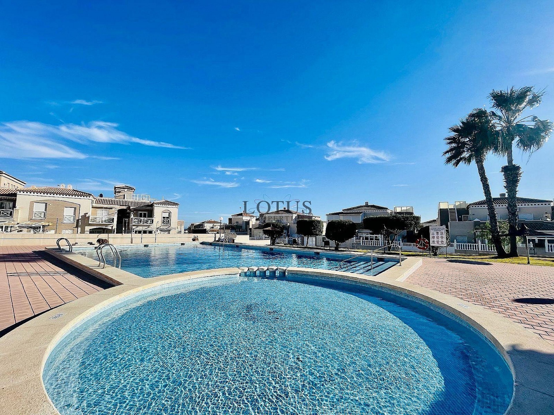 Super nice ground floor in the southwest in Altos de la Bahia III - Lotus Properties