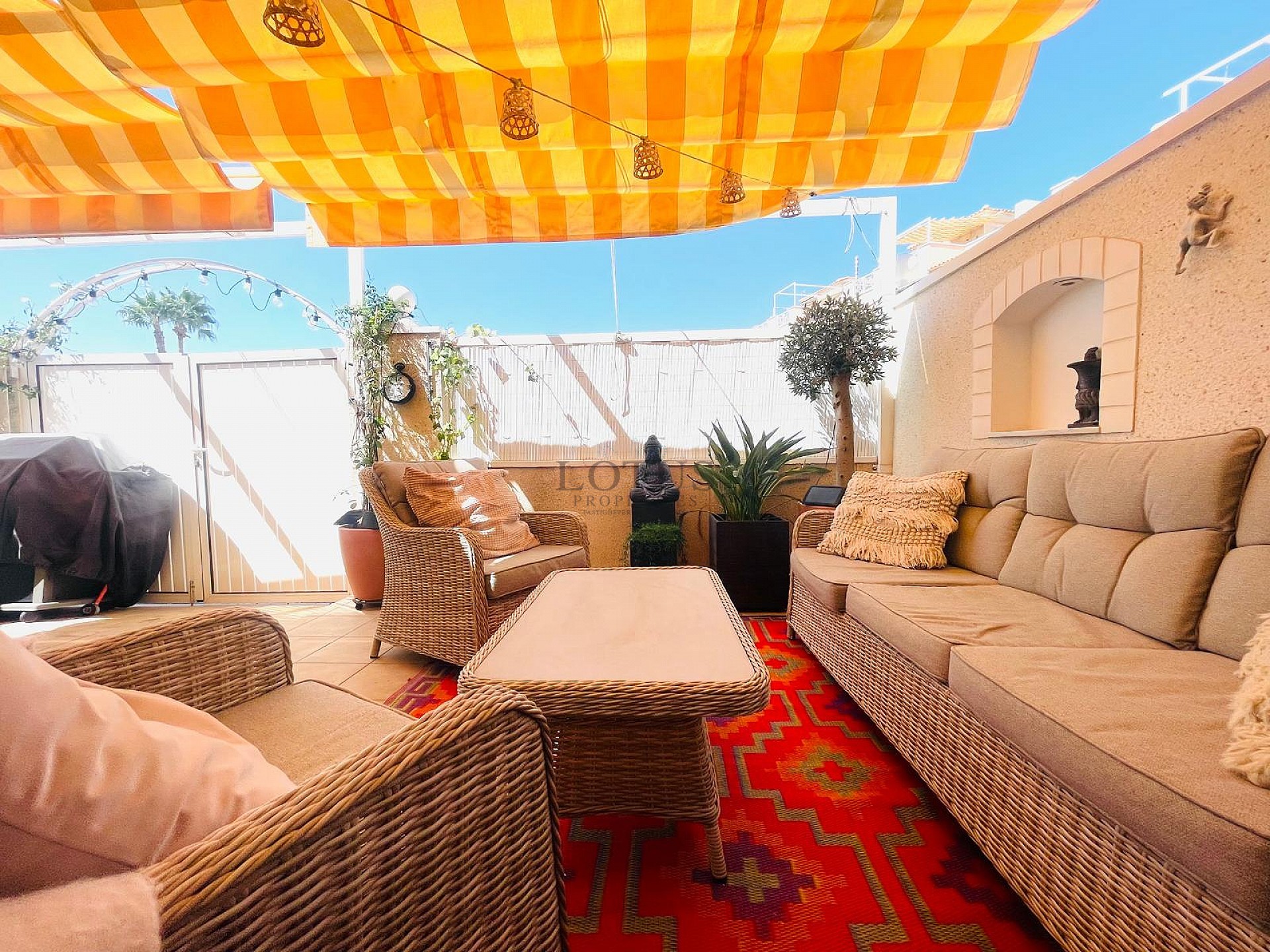 Super nice ground floor in the southwest in Altos de la Bahia III - Lotus Properties