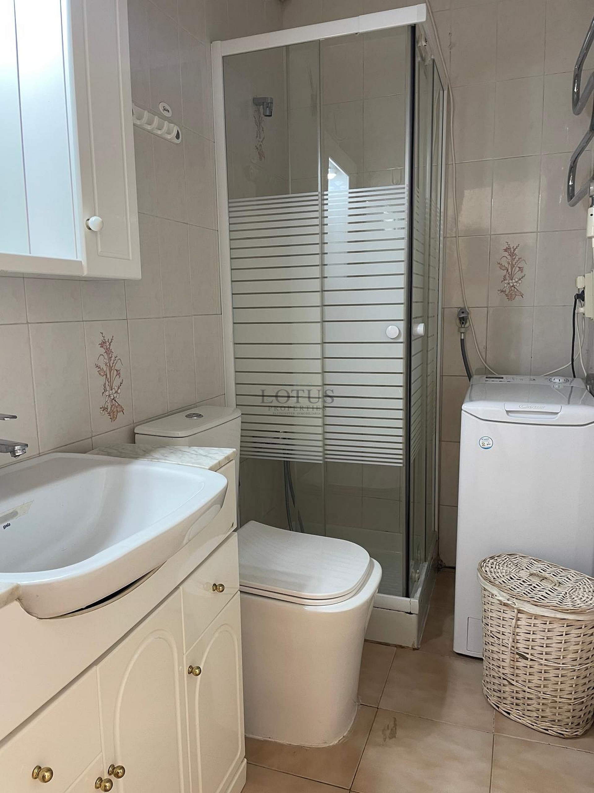 Cozy apartment with 2 balconies only 550 meters to Playa Los Locos - Lotus Properties