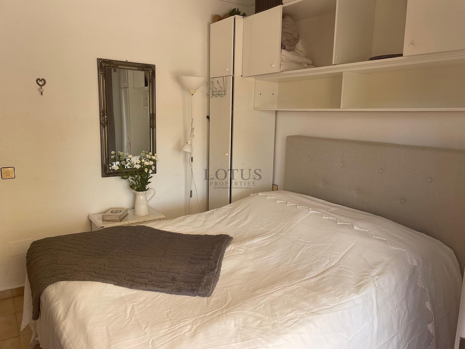 Cozy apartment with 2 balconies only 550 meters to Playa Los Locos - Lotus Properties