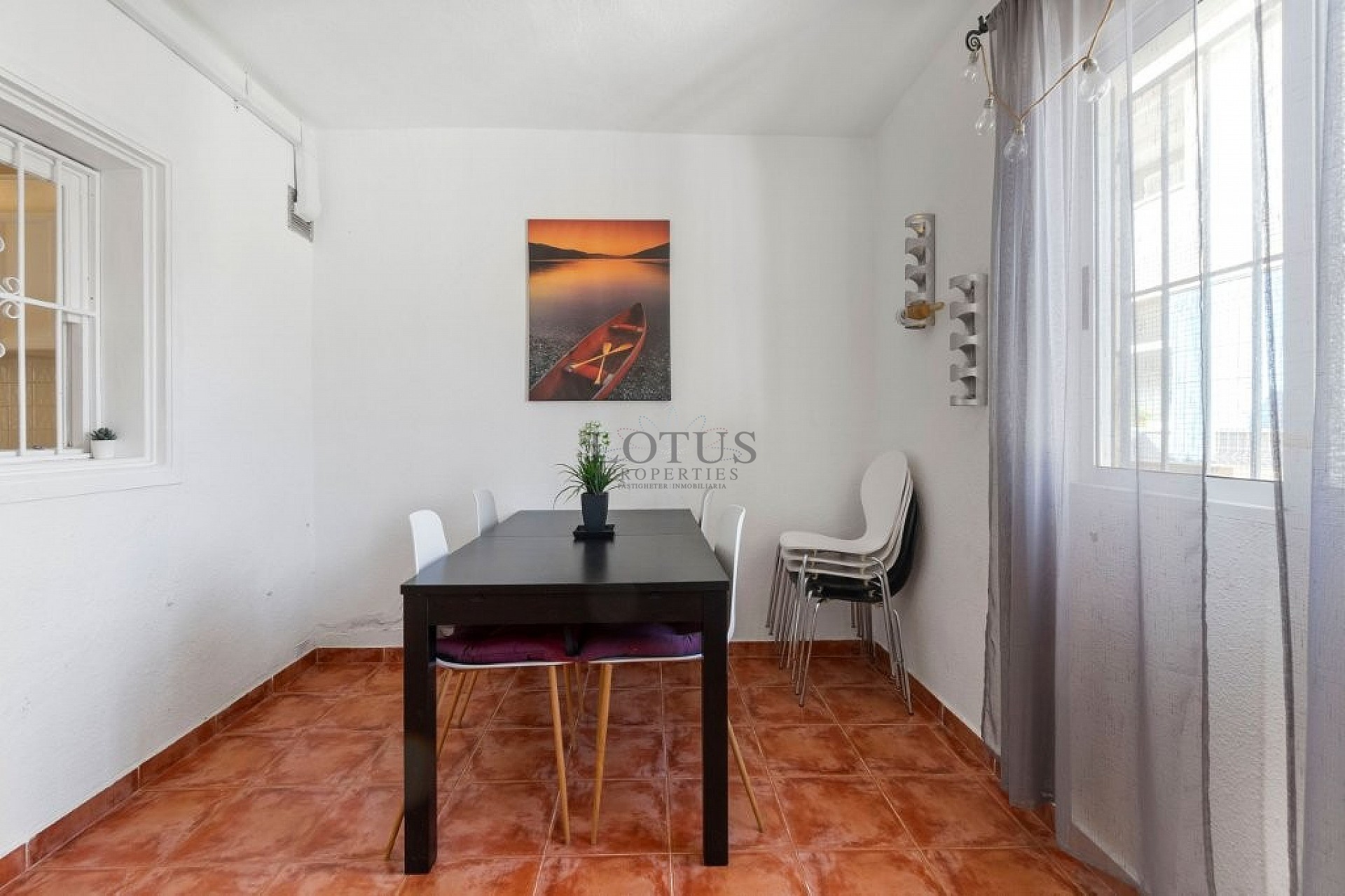 Spacious corner townhouse with 4 bedrooms and several terraces - Lotus Properties